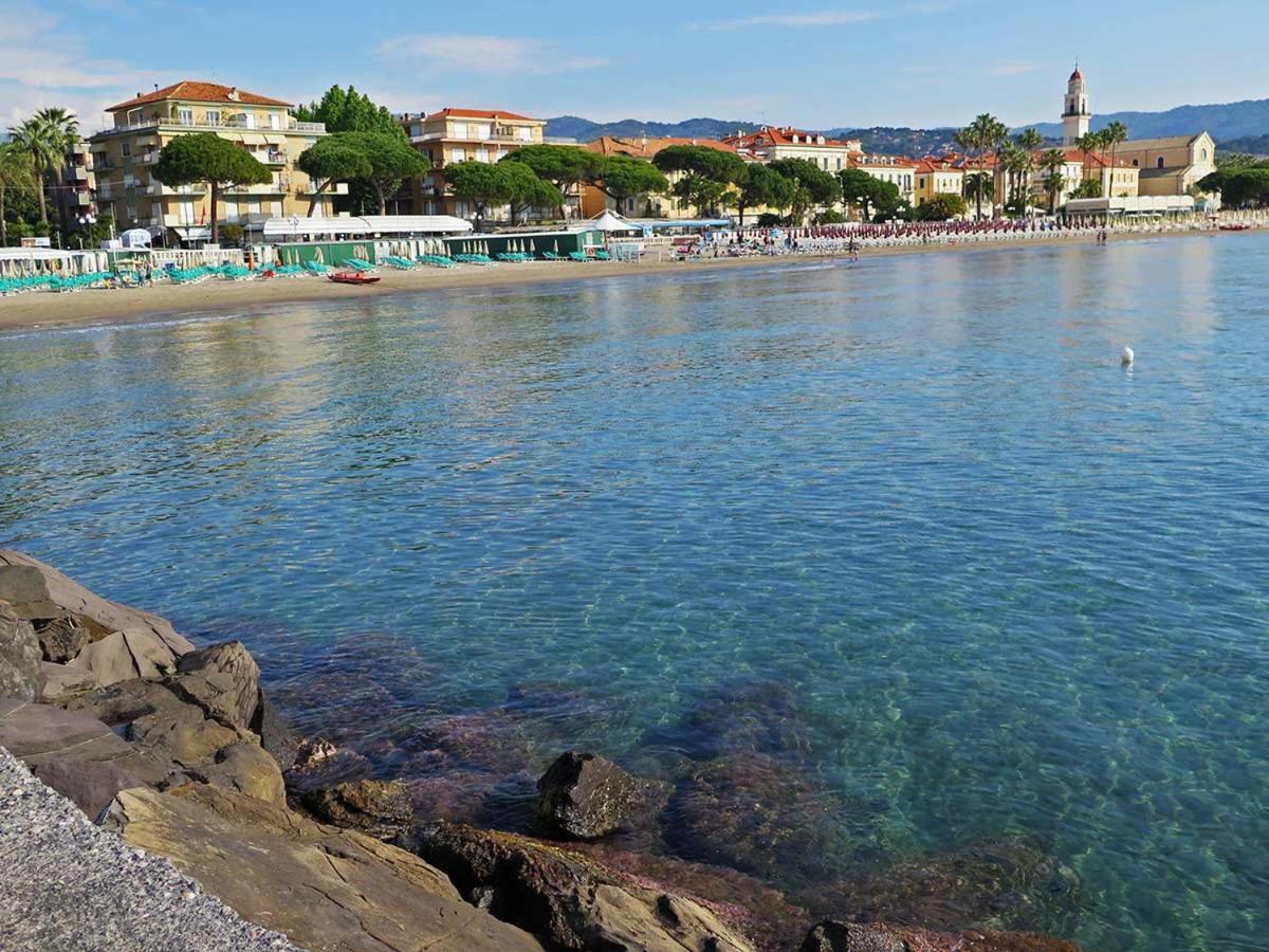 Un Posto Al Sole Villa Diano San Pietro Bagian luar foto